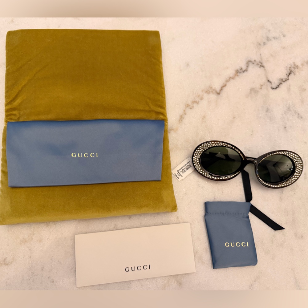 Gucci Women's Sunglasses - Picture 3 of 11